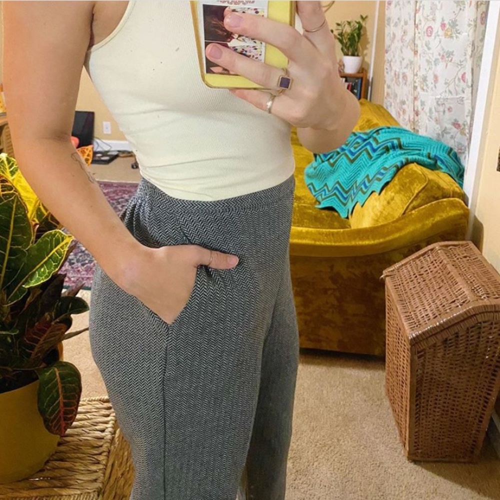 Pants - Picture 2 of 6